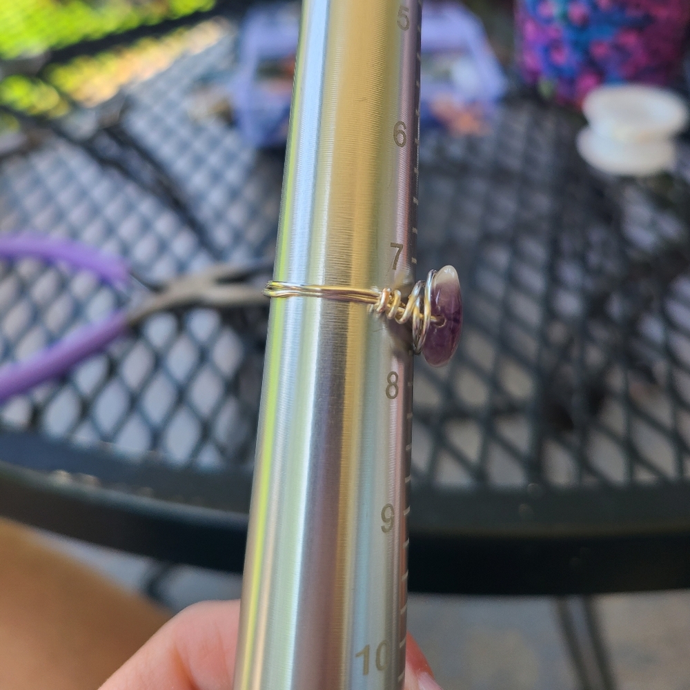 Hand wire wrapped chevron amethyst ring - Picture 3 of 5